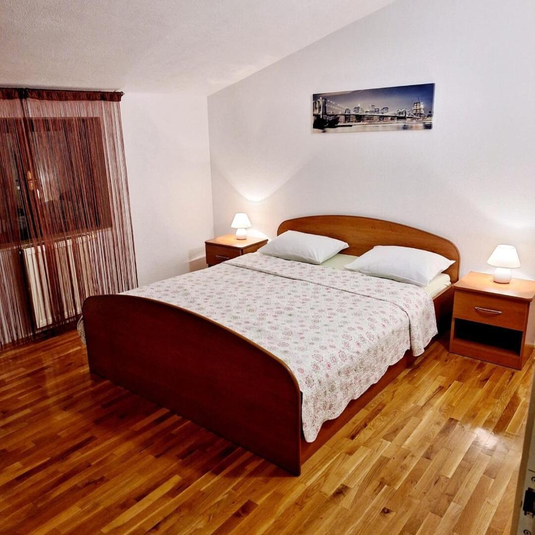 Apartment Damir Tučepi Extérieur photo